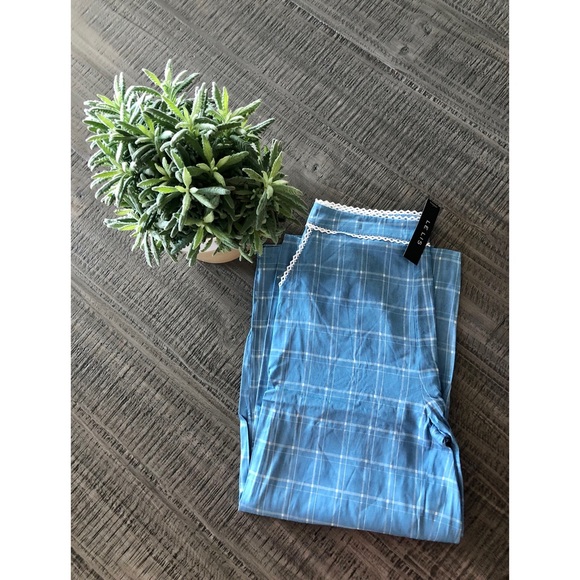 High Waisted Checkered Lace Trim Wide Leg Pants - Picture 5 of 6